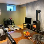 Two-bedroom With Fire Place, Free Parking And Fjordview Terrace - Calm And * Ålesund