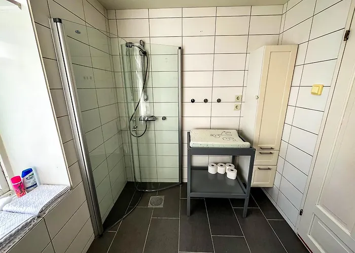 Two-bedroom With Fire Place, Free Parking And Fjordview Terrace - Calm And Apartamento Ålesund