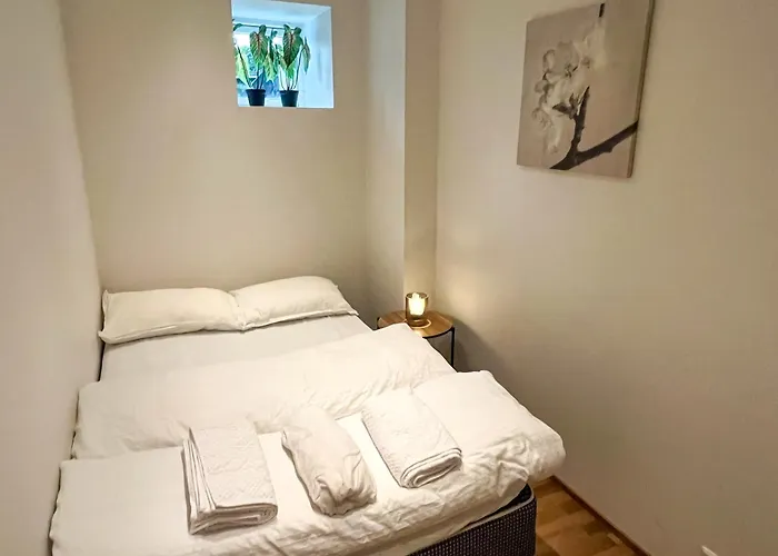 Apartamento Two-bedroom With Fire Place, Free Parking And Fjordview Terrace - Calm And *
