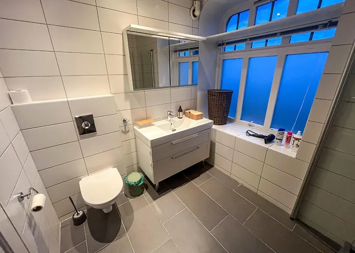 Two-bedroom With Fire Place, Free Parking And Fjordview Terrace - Calm And Apartamento
